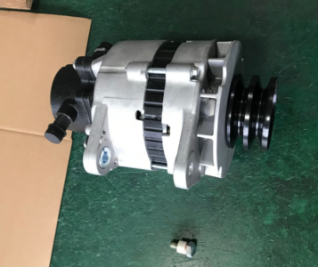 ALTERNATOR 37300-41701 - Hyundai Mighty truck parts