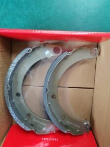 BRAKE SHEO SET 2PCS 59822-45A60 - Hyundai Mighty truck parts