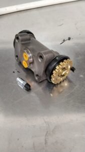 BRAKE WHEEL CYLINDER 58420-45201 - Hyundai Mighty truck parts