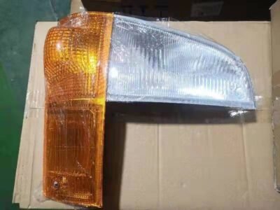 CORNER LAMP 92302-5H005 - Hyundai Mighty truck parts