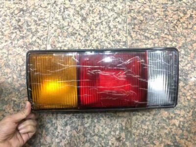 REAR COMBINATION LAMP 92401-7A100 - Hyundai Mighty truck parts