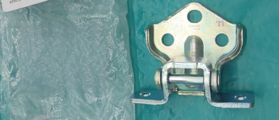 DOOR HINGE 79120-5H002 - Hyundai Mighty truck parts