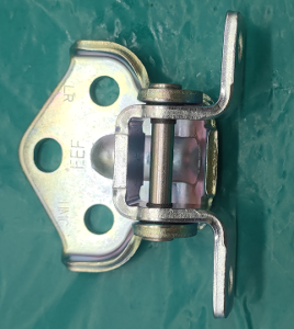 DOOR HINGE 79125-5H000 - Hyundai Mighty truck parts