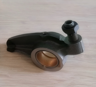 VALVE ROCKER ARM 24510-45010 - Hyundai Mighty truck parts