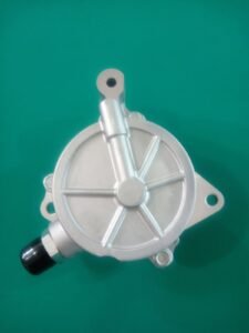 PUMP VACUUM 38617-45020 - Hyundai Mighty truck parts